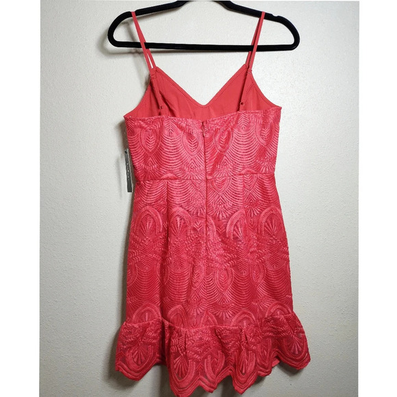 Lulu's Shura Cherry Red Embroidered Sleeveless Dress Size Small - Picture 3 of 5